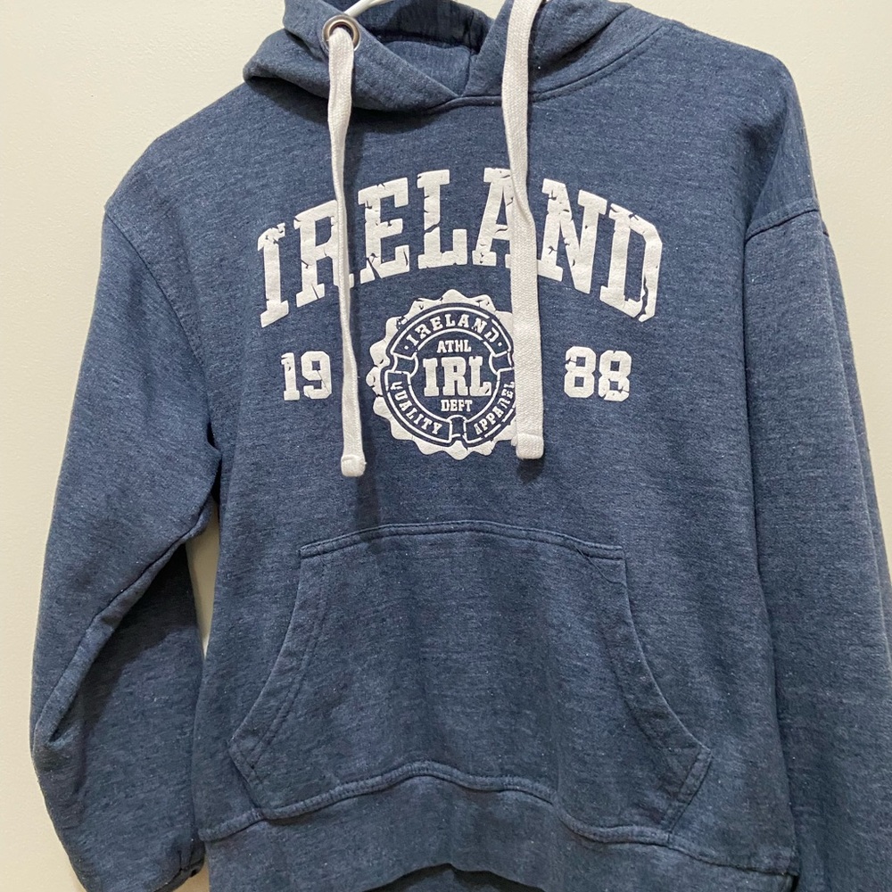 Small light blue ireland hoodie